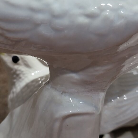 Vintage Large Porcelain Pair White Doves Bird Figurine Repaired - Picture 10 of 14